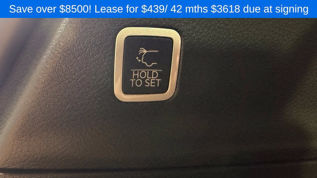 New 2027 Chrysler Pacifica Select FWD image 12
