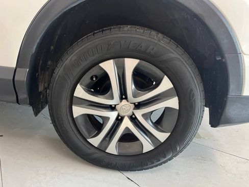 Used 2017 Toyota RAV4 LE w/ All Weather Liner Package FWD image 16