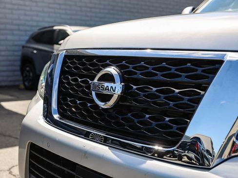 Used 2019 Nissan Armada SV w/ Driver Package RWD image 11