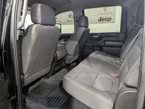 Used 2023 Chevrolet Silverado 2500 Custom w/ Custom Convenience Package image 12