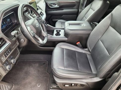 Used 2023 Chevrolet Tahoe Z71 w/ Luxury Package AWD/4WD image 10