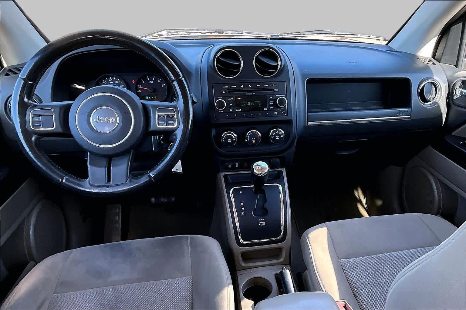 Used 2011 Jeep Compass Sport w/ Sun/Sound Group FWD image 14