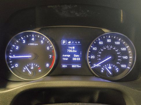 Used 2017 Hyundai Elantra Limited FWD image 23