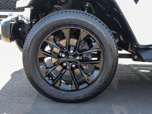 Used 2023 Jeep Wrangler Unlimited Sahara AWD/4WD image 13