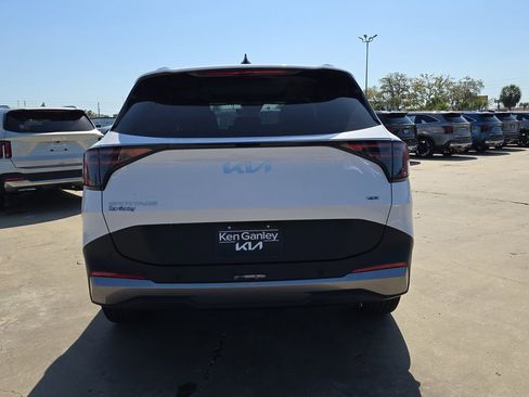 New 2026 Kia Sportage EX image 7
