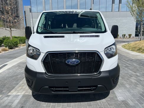 Used 2024 Ford Transit 250 Low Roof w/ Exterior Upgrade Package image 4