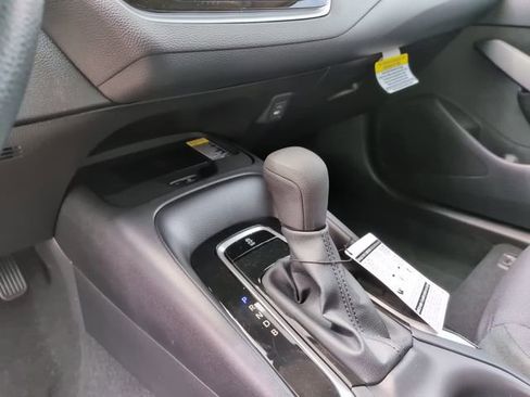 Used 2026 Toyota Corolla LE w/ LE Premium Package FWD image 22