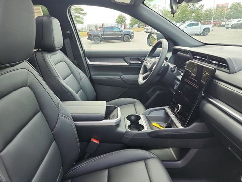 New 2026 GMC Terrain Elevation w/ Elevation Premium Package FWD image 7