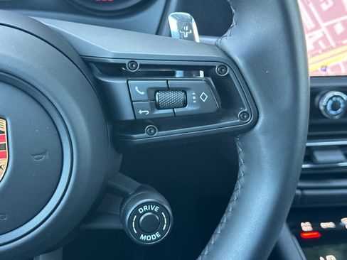 Certified 2026 Porsche Macan GTS AWD/4WD image 28
