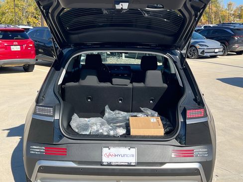 New 2026 Hyundai Ioniq 5 SE image 14