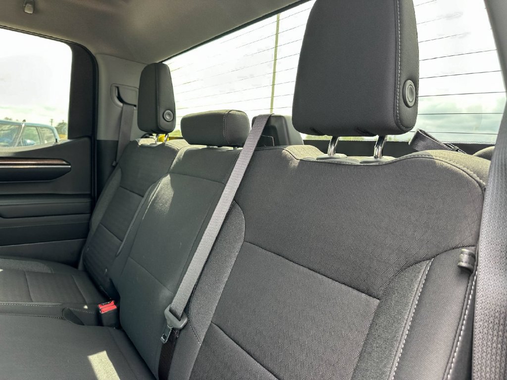 Used 2024 Chevrolet Silverado 1500 LT AWD/4WD image 19