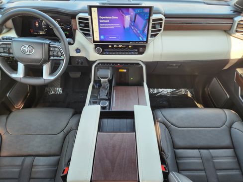 Used 2024 Toyota Sequoia Capstone image 36