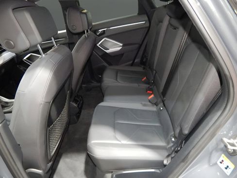 Used 2020 Audi Q3 2.0T Premium w/ Convenience Package image 27