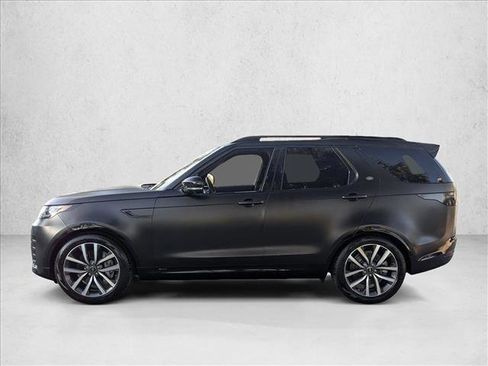 Used 2021 Land Rover Discovery S R-Dynamic image 9