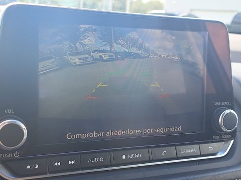 Certified 2023 Nissan Rogue SV image 28