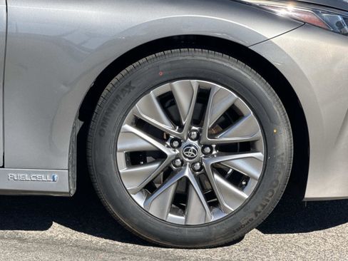 Used 2022 Toyota Mirai image 26