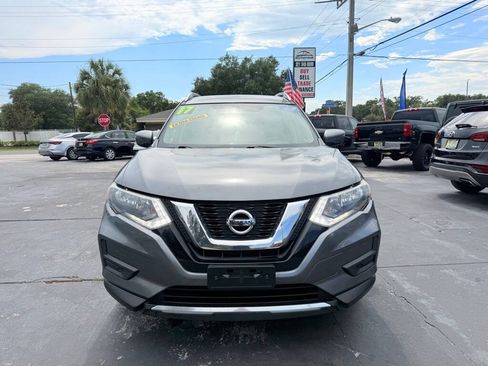 Used 2017 Nissan Rogue S w/ S Appearance Package AWD/4WD image 2
