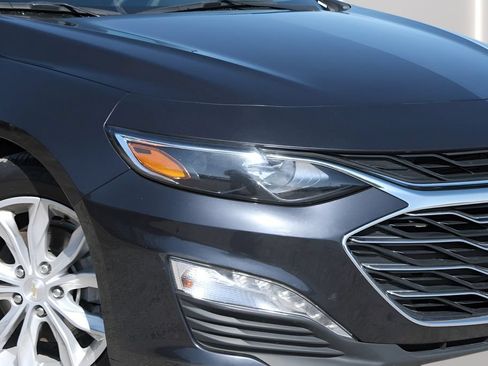 Used 2023 Chevrolet Malibu LT FWD image 30