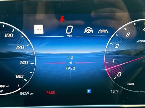 Used 2026 Mercedes-Benz GLC 300 4MATIC image 23