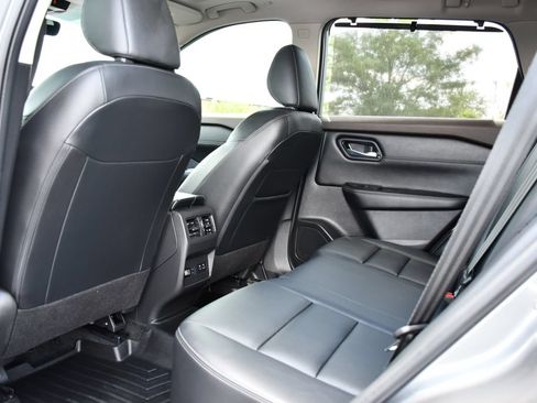 Used 2023 Nissan Rogue SL w/ SL Premium Package FWD image 21