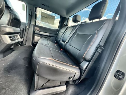New 2026 Ford F250 Lariat w/ FX4 Off-Road Package image 24