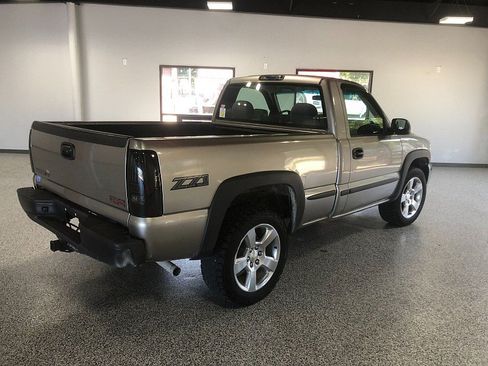 Used 2000 GMC Sierra 1500 SL w/ Convenience Group AWD/4WD image 5