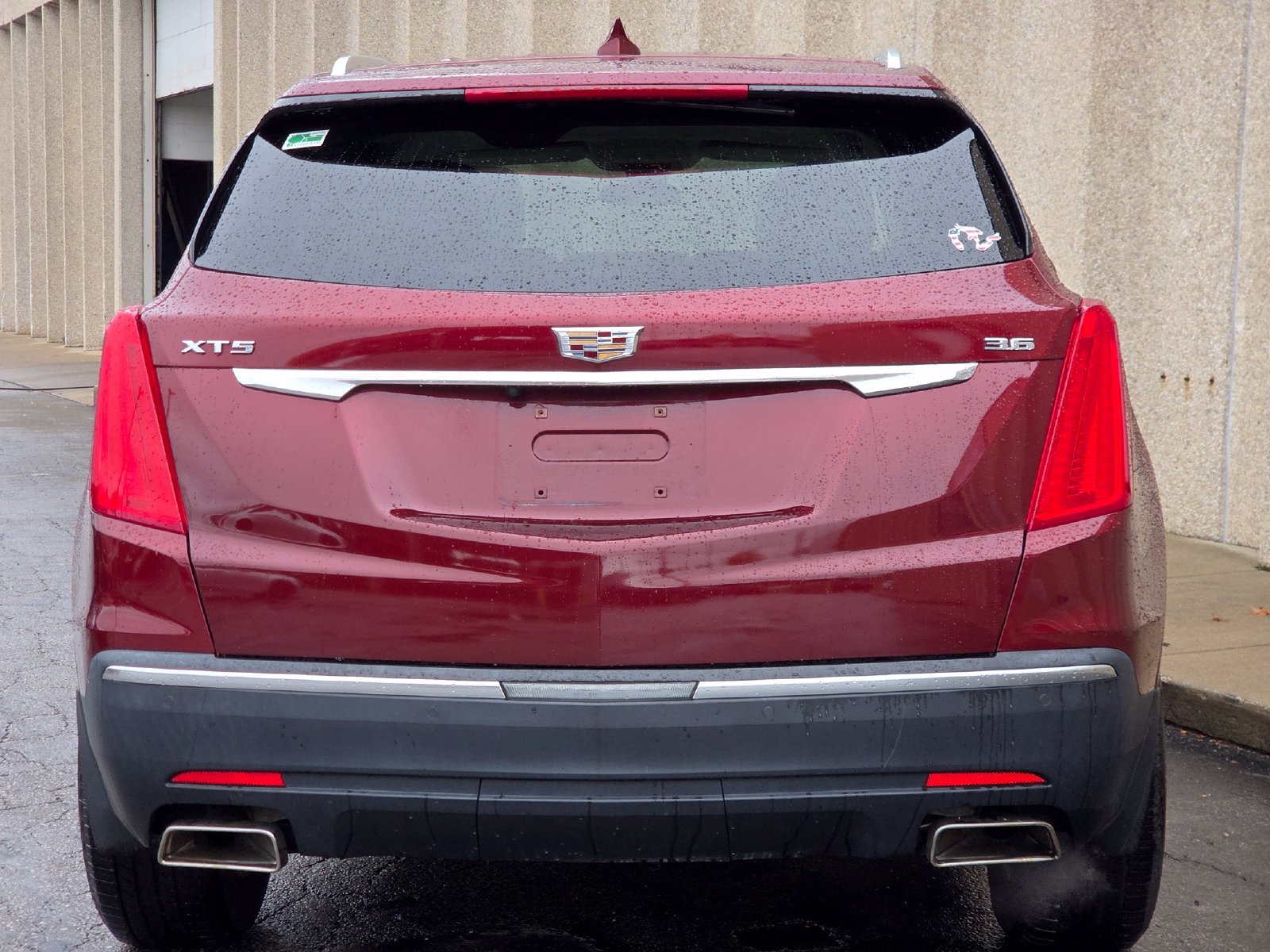 Used 2018 Cadillac XT5 Luxury w/ Driver Awareness Package FWD image 20