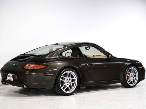 Used 2010 Porsche 911 Carrera S RWD image 3
