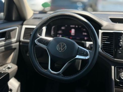 Used 2023 Volkswagen Atlas SEL AWD/4WD image 18