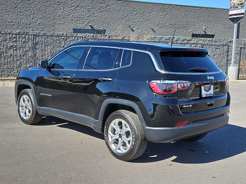 Used 2025 Jeep Compass Sport AWD/4WD image 6