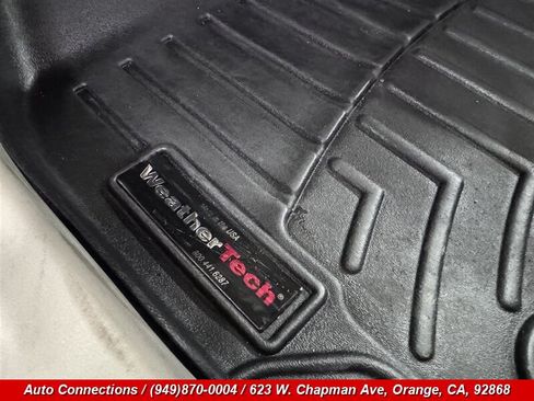 Used 2014 Toyota Prius V Two FWD image 21