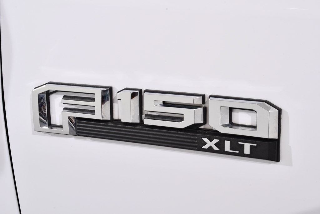 Used 2016 Ford F150 XLT w/ Equipment Group 302A Luxury AWD/4WD image 21
