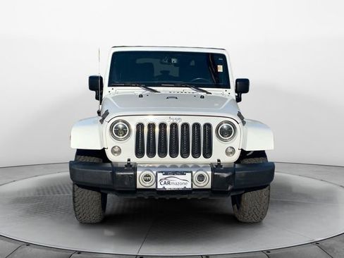 Used 2015 Jeep Wrangler Sahara w/ Connectivity Group AWD/4WD image 8