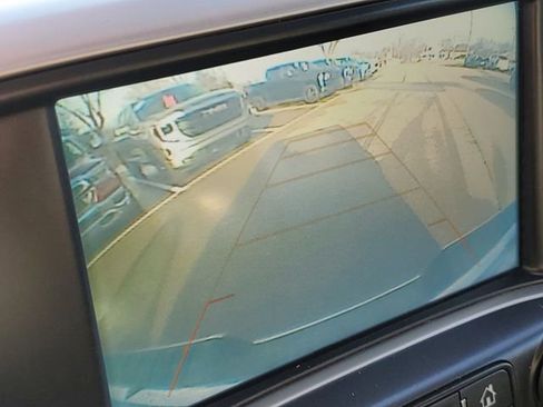 Used 2018 GMC Sierra 1500 SLT image 17