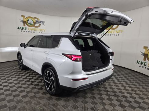 Used 2022 Mitsubishi Outlander ES AWD/4WD image 29