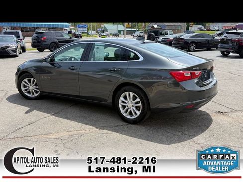 Used 2018 Chevrolet Malibu LT FWD image 6