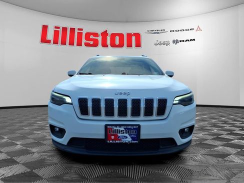 Used 2019 Jeep Cherokee Latitude Plus image 6