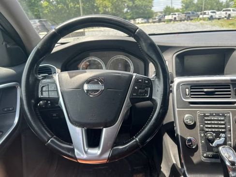 Used 2013 Volvo S60 T5 AWD/4WD image 14