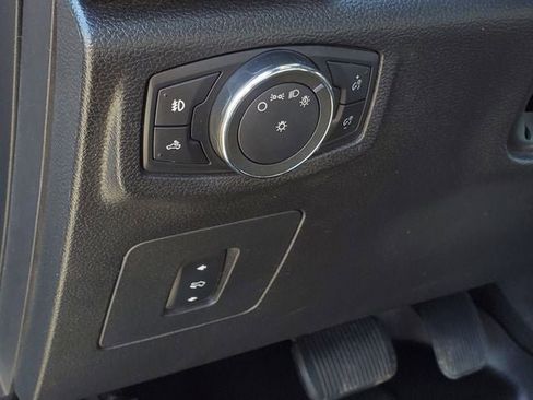 Used 2016 Ford F150 XLT w/ Equipment Group 302A Luxury AWD/4WD image 8