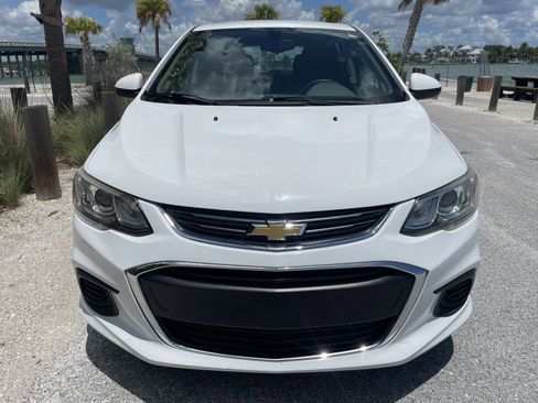 Used 2019 Chevrolet Sonic LT FWD image 4
