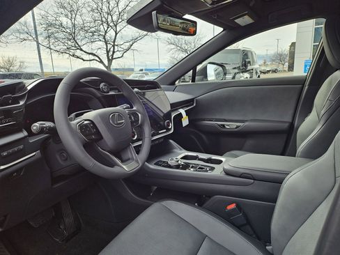New 2026 Lexus RZ 450e AWD image 10