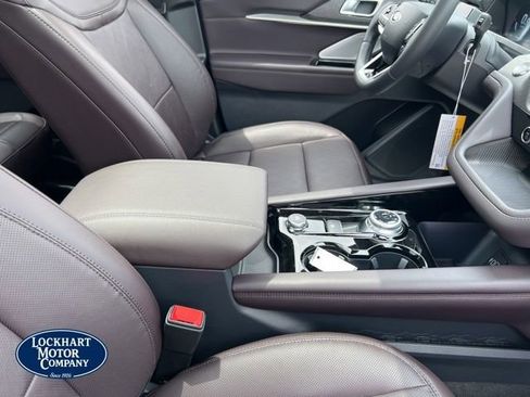 New 2026 Ford Explorer Platinum RWD image 43