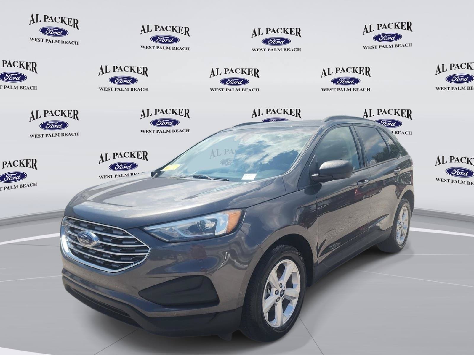 Certified 2020 Ford Edge SE FWD image 1