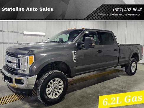 Used 2017 Ford F250 XLT w/ XLT Value Package image 1