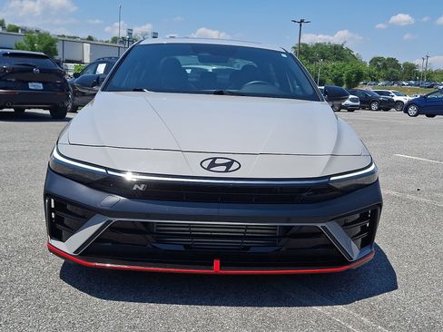 Used 2025 Hyundai Elantra N FWD image 2