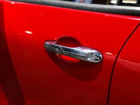 Used 2020 FIAT 500L Pop w/ Chrome Appearance Group FWD image 34