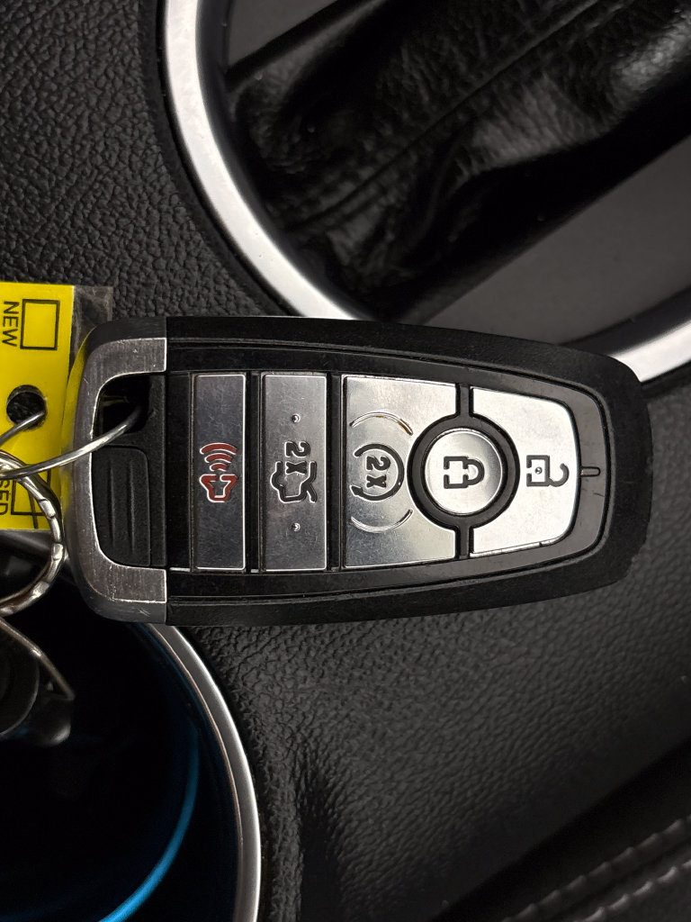 Used 2019 Ford Mustang Premium RWD image 32