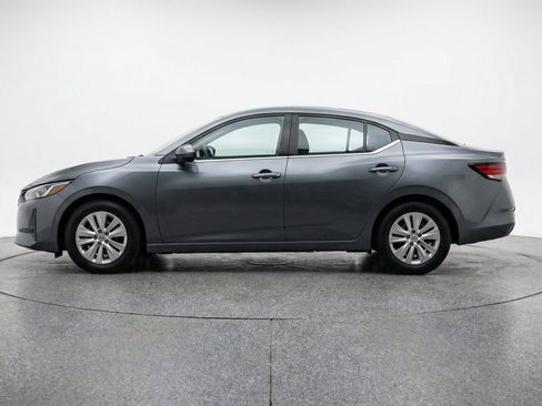 Used 2025 Nissan Sentra S FWD image 5