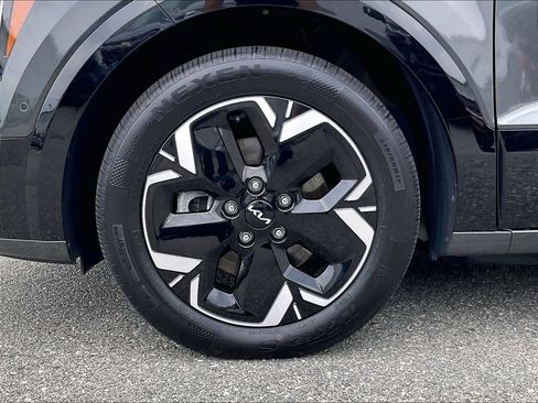 Used 2024 Kia Niro Wave FWD image 7