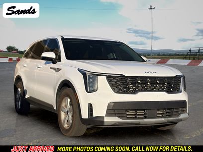 Used 2025 Kia Sorento LX